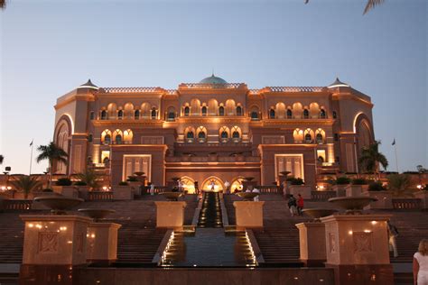 luxury hotels in abu dhabi.